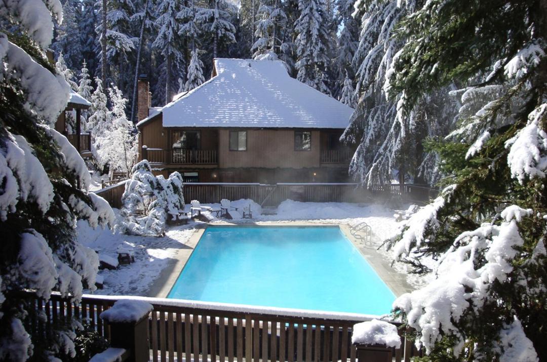 Hotel Loge Alta Crystal Enumclaw Exterior foto
